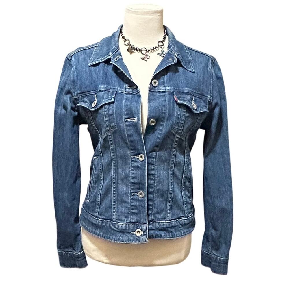 Levi's Women's Fitted Denim Trucker JacketJean Jacket Women's Med Indie Boho